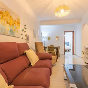 apartamento-mundo-mencia-3-dormitorios-en-triana.es-andalucia.com/