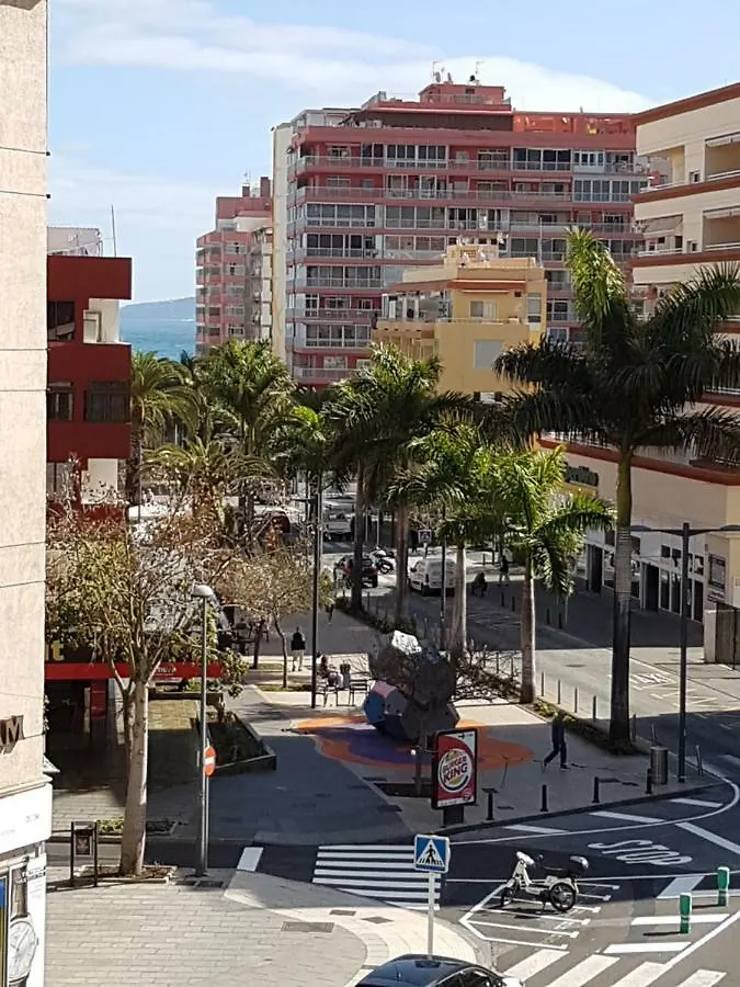 푸에르토 드 라 크루즈 Centrico Apartamento Con Balcon Cerca De La Playa 아파트